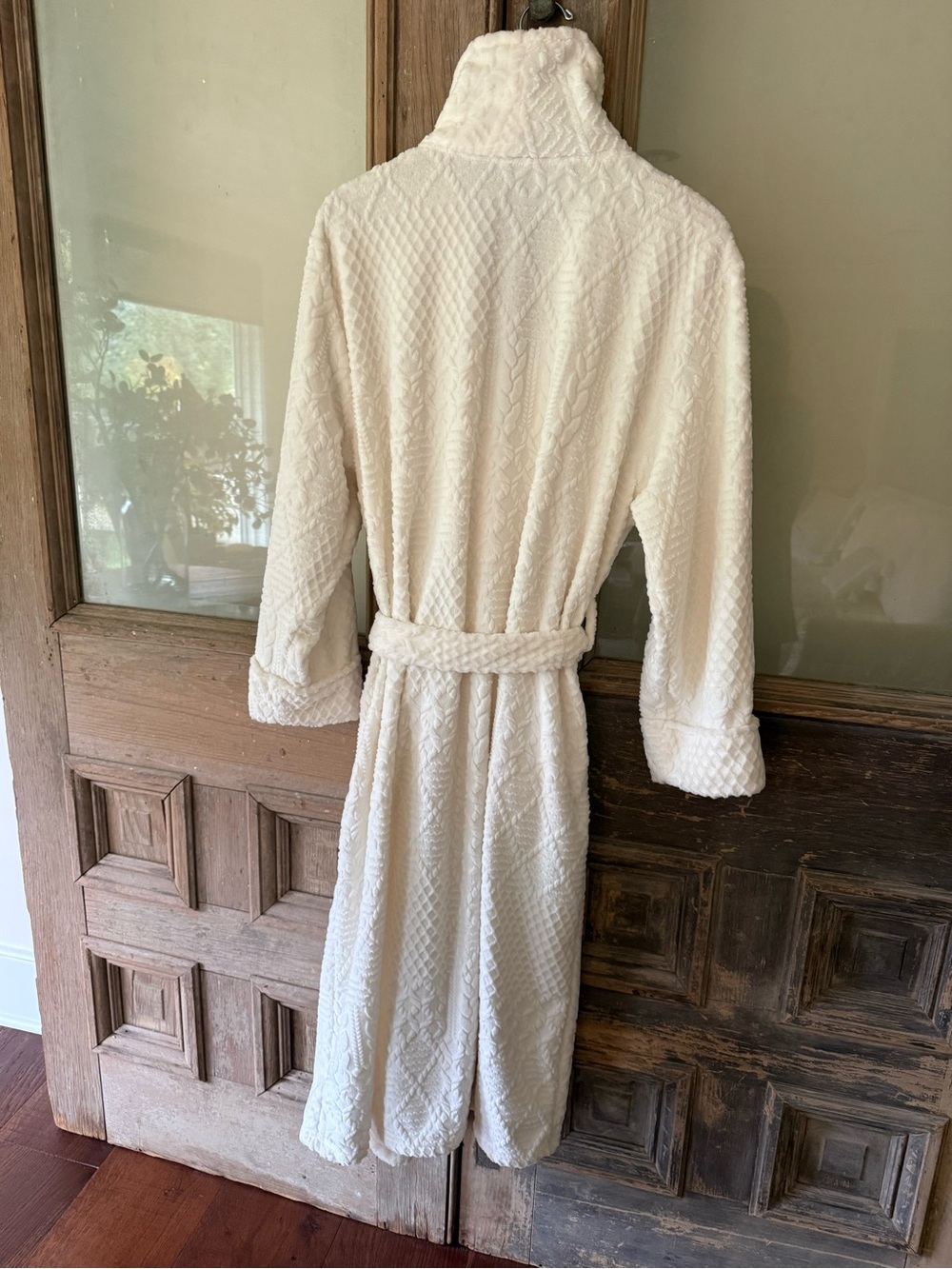Nautica Women's Cream Quilted Plush Shawl-Collar Robe with Waist Tie - Picture 4 of 5